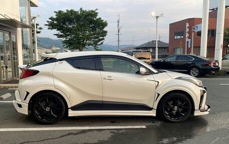 Toyota C-HR I рестайлинг, 2022 год, 1 480 000 рублей, 7 фотография