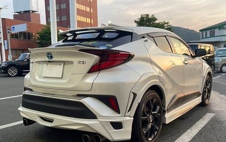 Toyota C-HR I рестайлинг, 2022 год, 1 480 000 рублей, 6 фотография