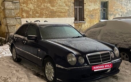 Mercedes-Benz E-Класс, 1996 год, 370 000 рублей, 4 фотография