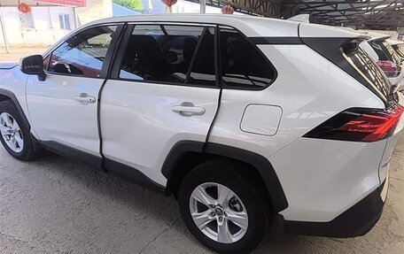 Toyota RAV4, 2022 год, 1 997 010 рублей, 12 фотография