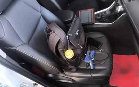 Toyota RAV4, 2022 год, 1 997 010 рублей, 21 фотография
