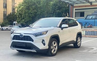 Toyota RAV4, 2021 год, 2 300 010 рублей, 1 фотография