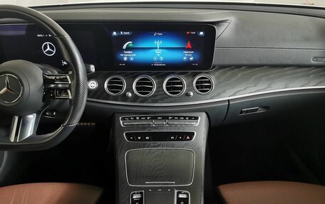 Mercedes-Benz E-Класс, 2021 год, 4 299 000 рублей, 11 фотография