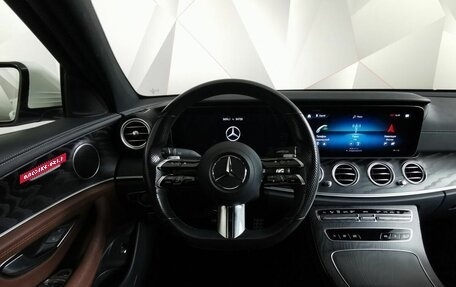 Mercedes-Benz E-Класс, 2021 год, 4 299 000 рублей, 15 фотография