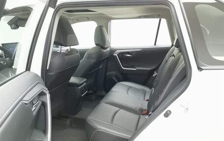 Toyota RAV4, 2021 год, 1 965 010 рублей, 16 фотография
