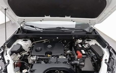 Toyota RAV4, 2021 год, 1 965 010 рублей, 5 фотография