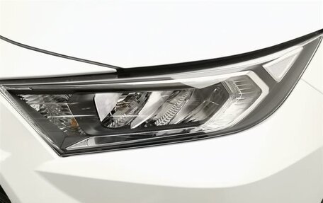 Toyota RAV4, 2021 год, 1 965 010 рублей, 18 фотография