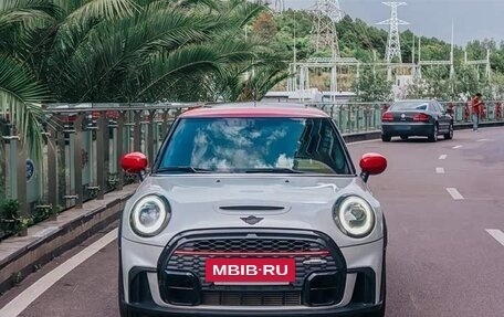 MINI Hatch, 2022 год, 3 736 000 рублей, 2 фотография