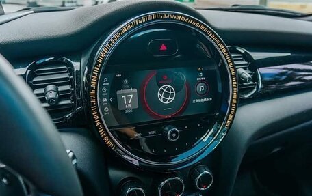 MINI Hatch, 2022 год, 3 736 000 рублей, 15 фотография