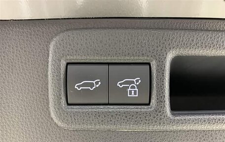 Toyota Harrier, 2022 год, 3 880 030 рублей, 8 фотография