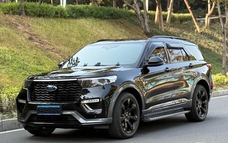 Ford Explorer VI, 2022 год, 3 640 000 рублей, 1 фотография