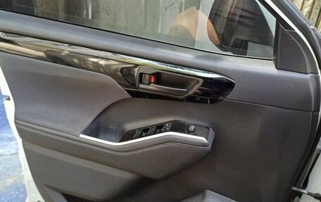 Toyota Highlander, 2021 год, 3 025 010 рублей, 9 фотография