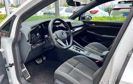 Volkswagen Golf VIII, 2022 год, 1 980 000 рублей, 8 фотография