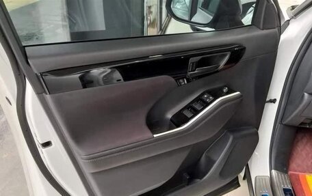 Toyota Highlander, 2022 год, 3 410 010 рублей, 13 фотография