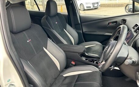 Toyota Prius IV XW50, 2022 год, 1 720 001 рублей, 9 фотография