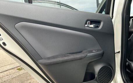 Toyota Prius IV XW50, 2022 год, 1 720 001 рублей, 18 фотография