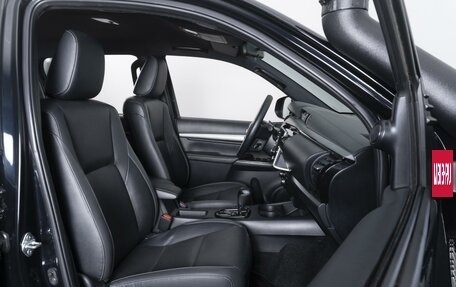 Toyota Hilux VIII, 2021 год, 5 889 000 рублей, 15 фотография