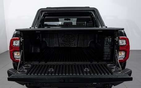 Toyota Hilux VIII, 2021 год, 5 889 000 рублей, 30 фотография