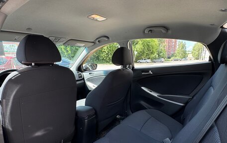 Hyundai Solaris II рестайлинг, 2012 год, 930 000 рублей, 8 фотография