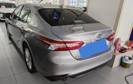 Toyota Camry, 2022 год, 2 099 000 рублей, 2 фотография