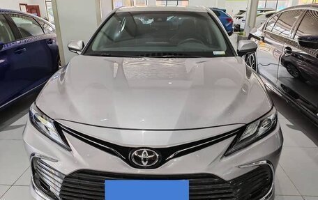 Toyota Camry, 2022 год, 2 099 000 рублей, 3 фотография