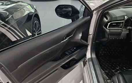 Toyota Camry, 2022 год, 2 099 000 рублей, 5 фотография