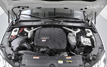 Audi A4, 2021 год, 3 602 010 рублей, 6 фотография