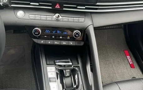 Hyundai Elantra, 2022 год, 1 240 690 рублей, 10 фотография