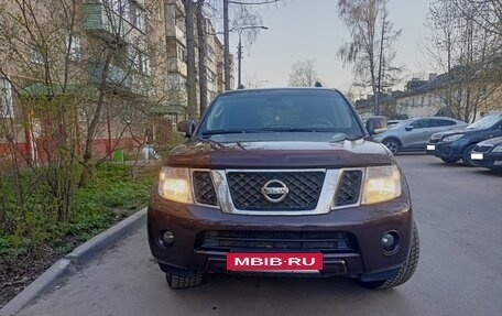 Nissan Pathfinder, 2010 год, 1 240 000 рублей, 2 фотография