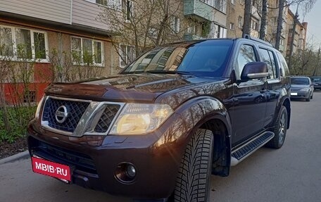 Nissan Pathfinder, 2010 год, 1 240 000 рублей, 3 фотография