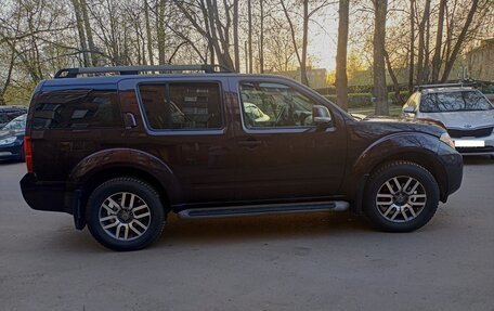 Nissan Pathfinder, 2010 год, 1 240 000 рублей, 17 фотография