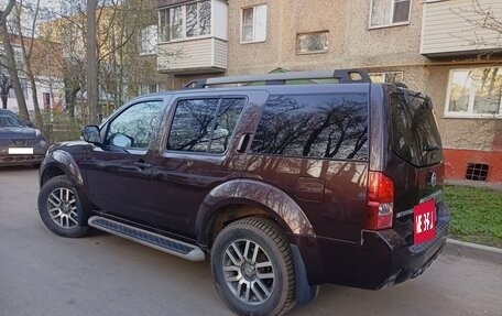 Nissan Pathfinder, 2010 год, 1 240 000 рублей, 5 фотография