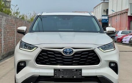 Toyota Highlander, 2022 год, 3 665 000 рублей, 5 фотография