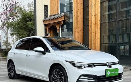 Volkswagen Golf VIII, 2022 год, 1 640 000 рублей, 7 фотография