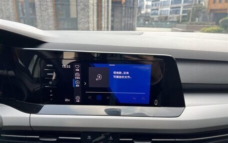 Volkswagen Golf VIII, 2022 год, 1 640 000 рублей, 15 фотография