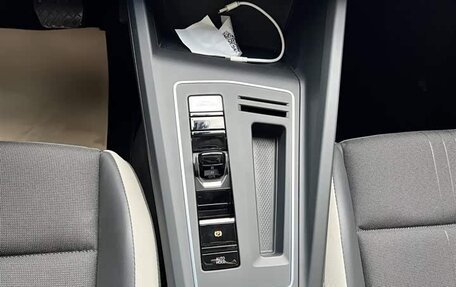 Volkswagen Golf VIII, 2022 год, 1 640 000 рублей, 16 фотография