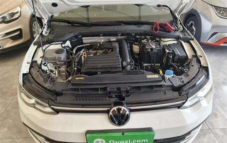 Volkswagen Golf VIII, 2022 год, 1 640 000 рублей, 22 фотография