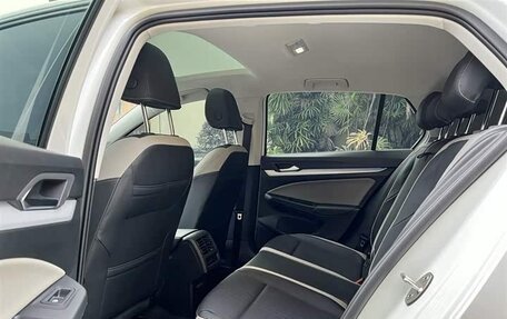 Volkswagen Golf VIII, 2022 год, 1 640 000 рублей, 18 фотография