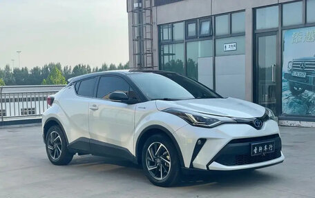 Toyota C-HR I рестайлинг, 2021 год, 1 899 055 рублей, 3 фотография