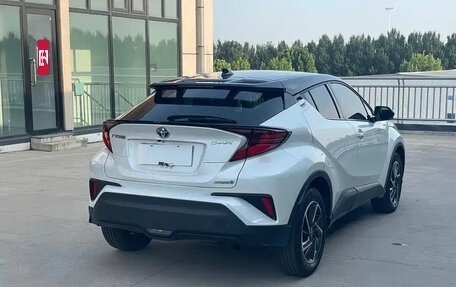 Toyota C-HR I рестайлинг, 2021 год, 1 899 055 рублей, 5 фотография
