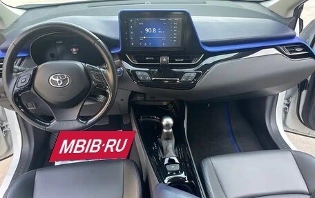 Toyota C-HR I рестайлинг, 2021 год, 1 899 055 рублей, 13 фотография