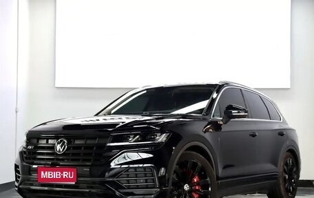 Volkswagen Touareg III, 2021 год, 4 220 000 рублей, 1 фотография