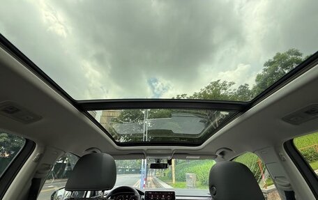 Volkswagen Tiguan II, 2022 год, 2 440 000 рублей, 27 фотография