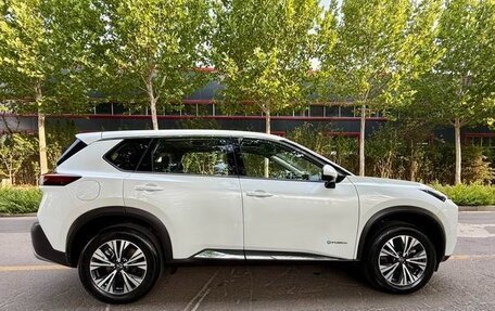 Nissan X-Trail, 2023 год, 2 680 000 рублей, 4 фотография