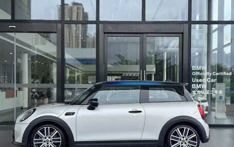 MINI Hatch, 2021 год, 2 400 690 рублей, 2 фотография