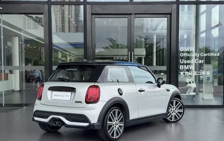 MINI Hatch, 2021 год, 2 400 690 рублей, 4 фотография