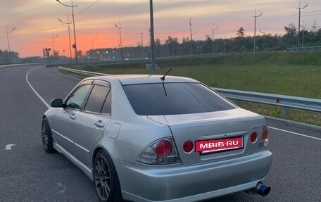 Toyota Altezza, 2002 год, 1 600 000 рублей, 5 фотография