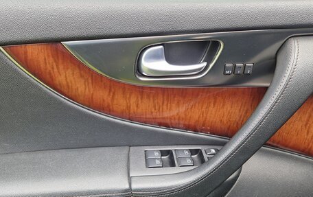 Infiniti FX II, 2010 год, 2 000 000 рублей, 13 фотография