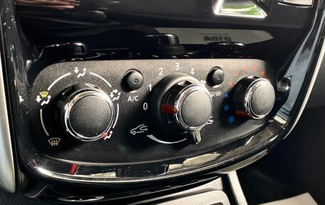 Nissan Terrano III, 2018 год, 1 499 000 рублей, 24 фотография