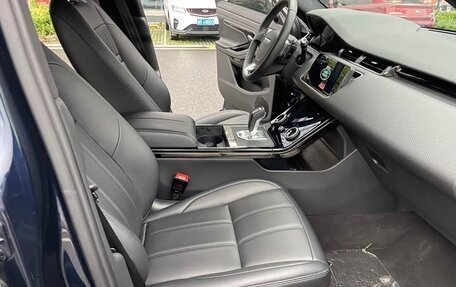Land Rover Range Rover Evoque II, 2022 год, 2 850 000 рублей, 13 фотография